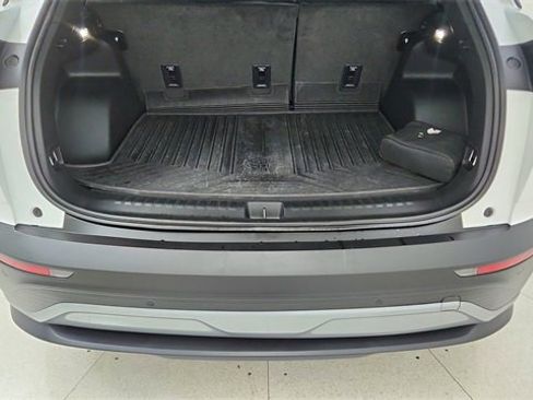 Used 2024 Chevrolet Blazer EV LT image 14