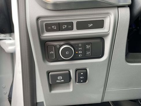 Used 2022 Ford F150 Lariat image 22