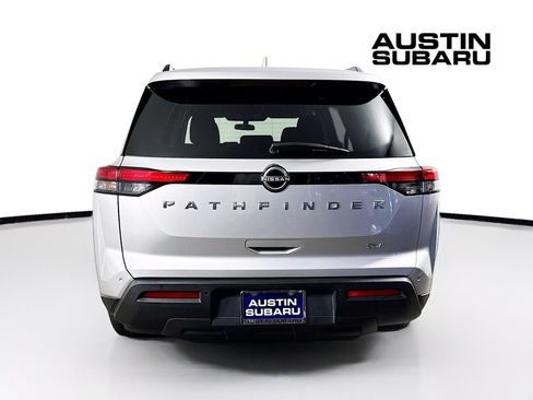 Used 2024 Nissan Pathfinder SV FWD image 6