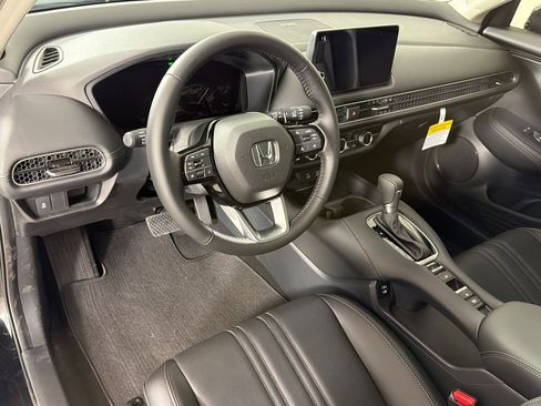 New 2026 Honda HR-V EX-L image 4