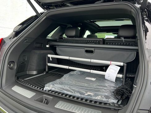 Used 2025 Cadillac XT5 Premium Luxury w/ Technology Package image 19