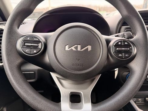 Used 2024 Kia Soul LX w/ Option Group 015 image 15