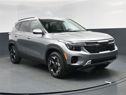 New 2026 Kia Seltos EX image 8