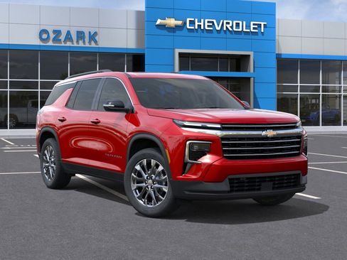 New 2026 Chevrolet Traverse LT w/ Sun and Wheel Package image 40