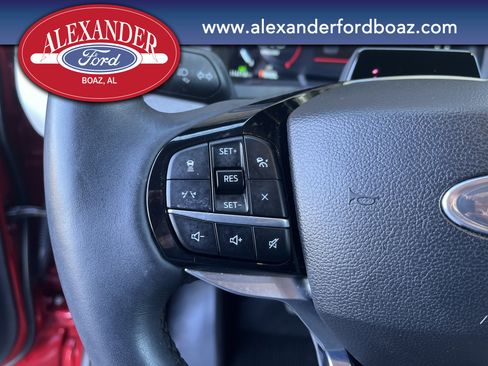 Used 2025 Ford Explorer Platinum w/ Ultimate Package image 30