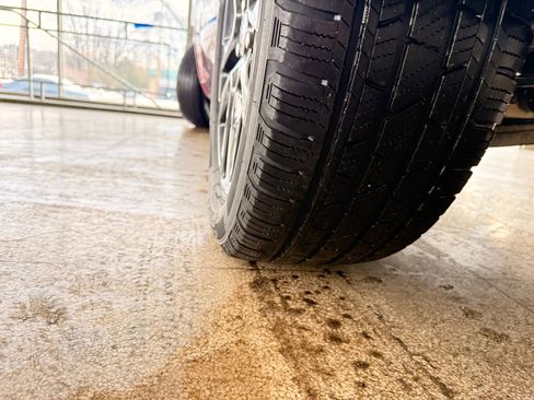 Used 2019 Jeep Grand Cherokee Altitude image 39