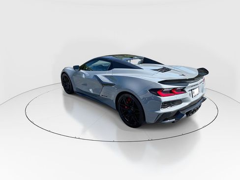 Used 2024 Chevrolet Corvette Z06 w/ Stealth Interior Trim Package RWD image 6