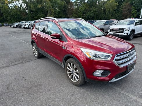 Used 2017 Ford Escape Titanium w/ Equipment Group 301A AWD/4WD image 30