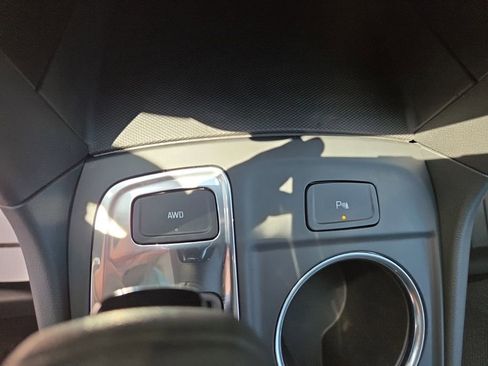Certified 2022 Chevrolet Equinox LT AWD/4WD image 23