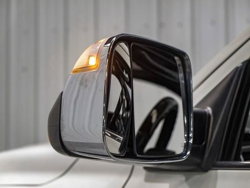 Used 2017 RAM 3500 Laramie Longhorn AWD/4WD image 40