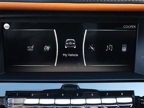 Used 2022 Rolls-Royce Cullinan AWD/4WD image 27