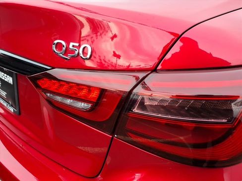 Used 2024 INFINITI Q50 Sensory image 5