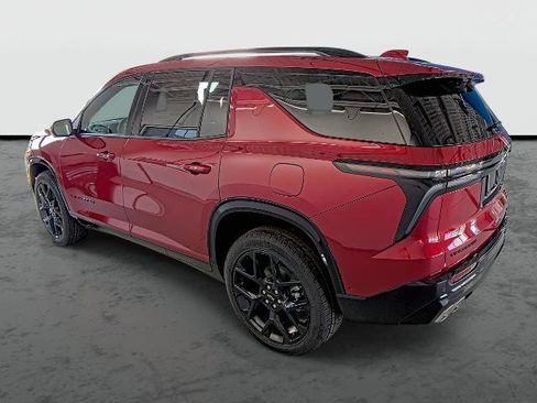 New 2026 Chevrolet Traverse RS w/ LPO, Floor Liner Package FWD image 11