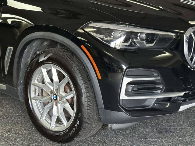 Used 2022 BMW X5 xDrive40i AWD/4WD image 9