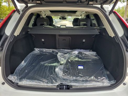 New 2026 Volvo XC60 B5 Plus w/ Protection Package AWD/4WD image 4