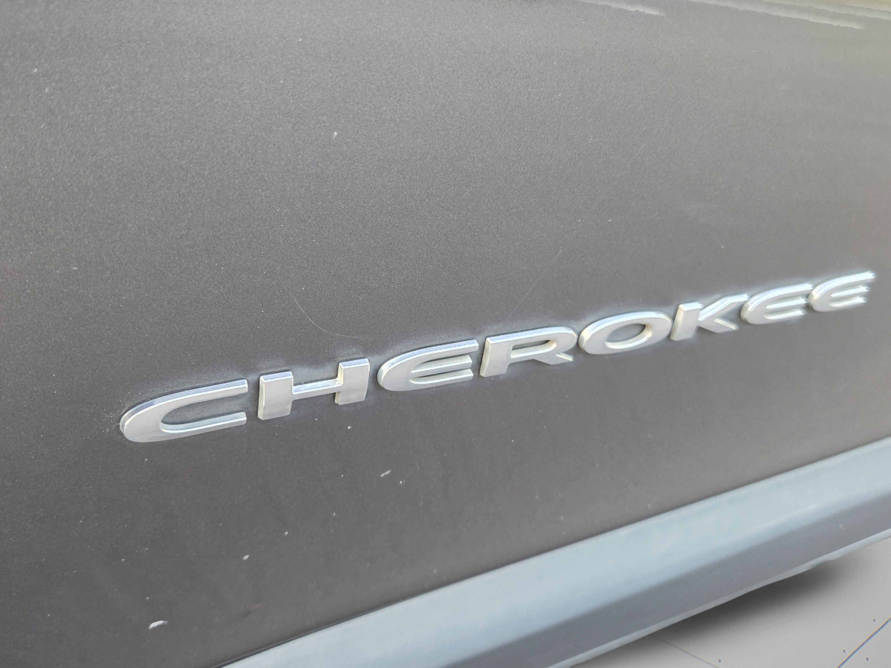 Used 2016 Jeep Cherokee Latitude w/ Comfort/Convenience Group AWD/4WD image 11