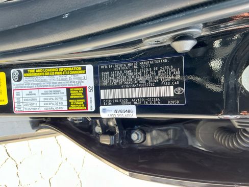 Used 2022 Toyota Camry SE w/ Carpet Mat Package (TMS) image 25