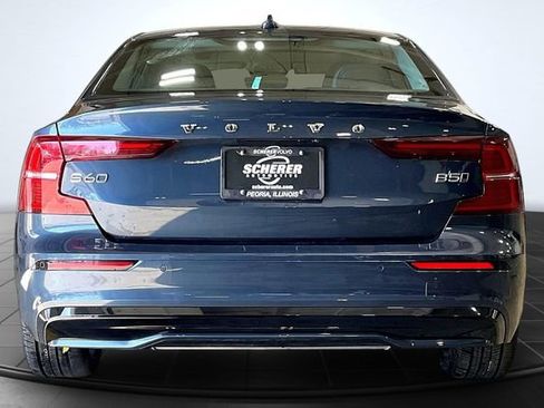 Certified 2025 Volvo S60 B5 Core image 5