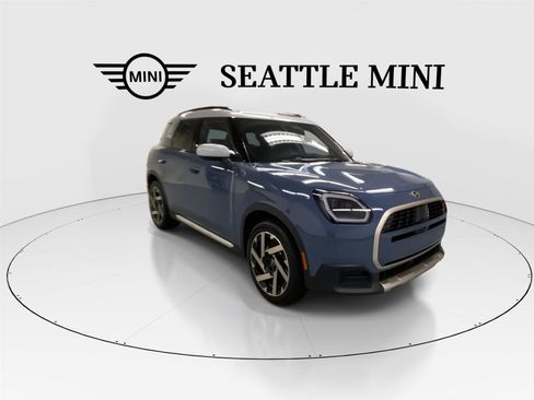 New 2026 MINI Cooper Countryman S w/ Comfort Package Max image 2