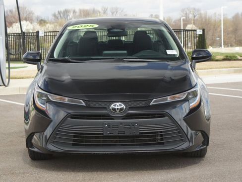 Used 2023 Toyota Corolla LE image 23