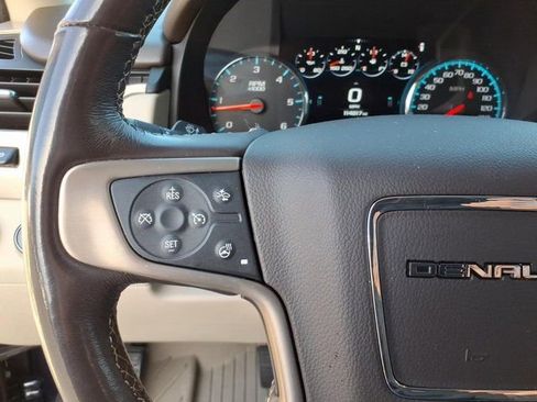 Used 2018 GMC Yukon Denali w/ Open Road Package image 11