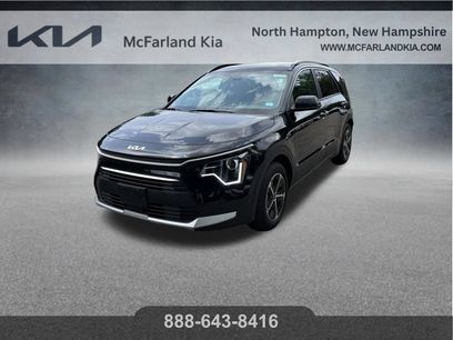 Used 2025 Kia Niro EX