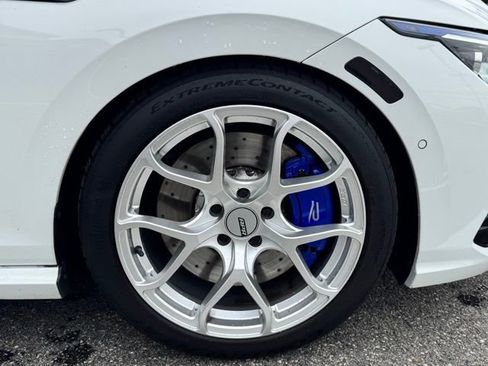 Used 2024 Volkswagen Golf R AWD/4WD image 47