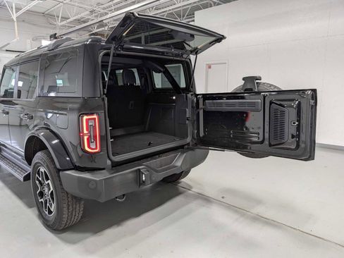 Certified 2025 Ford Bronco Outer Banks image 42