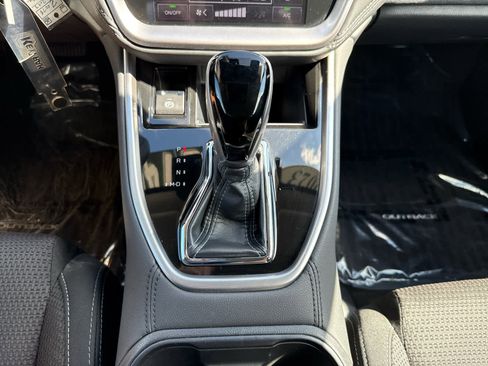 Used 2023 Subaru Outback Premium image 19