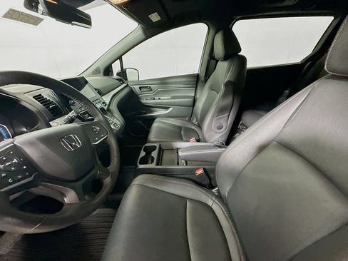 Used 2024 Honda Odyssey Sport image 18