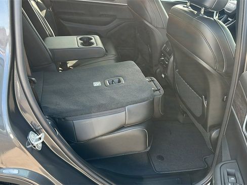 New 2025 Jeep Grand Cherokee Limited w/ Trailer Tow Package image 29