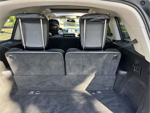 Used 2013 Mercedes-Benz GL 550 4MATIC image 10