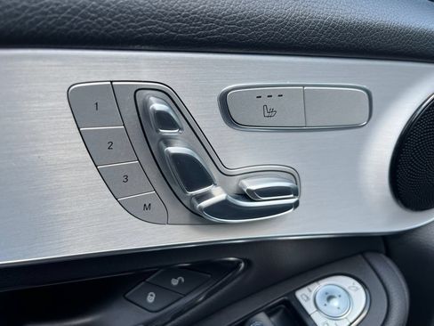 Certified 2022 Mercedes-Benz GLC 300 4MATIC image 21