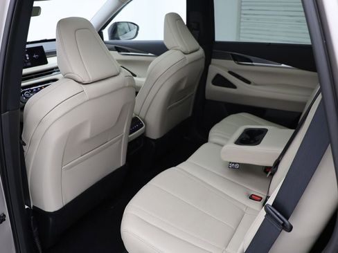 Used 2023 INFINITI QX60 Luxe w/ Cargo Package image 11