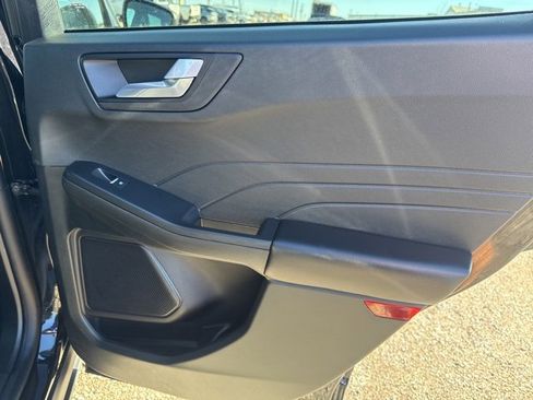 Used 2025 Ford Escape ST-Line image 22
