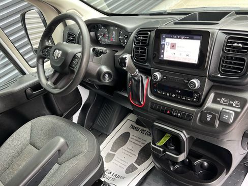 Used 2022 RAM ProMaster 2500 w/ Convenience Group image 25
