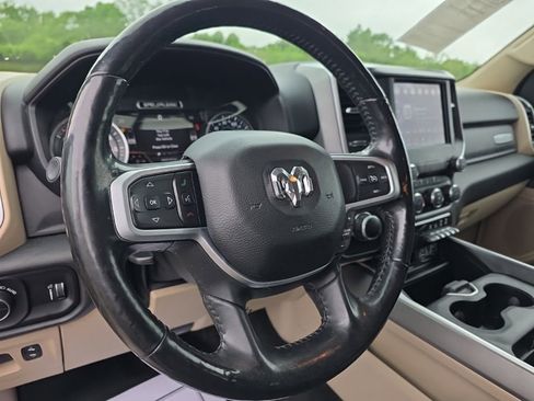 Used 2020 RAM 1500 Big Horn AWD/4WD image 9