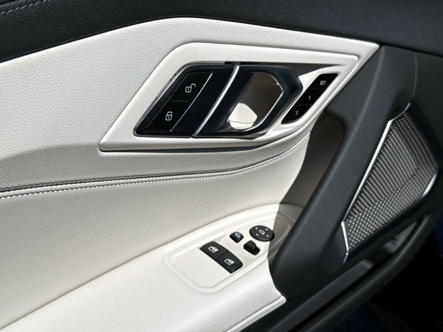 Used 2026 BMW Z4 M40i RWD image 12