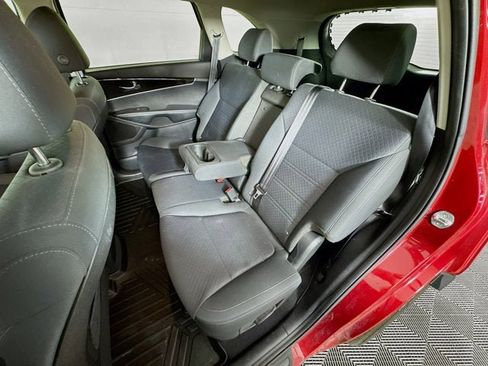 Certified 2020 Kia Sorento LX image 22