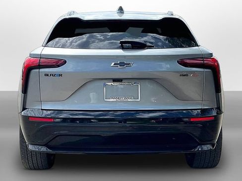 Certified 2024 Chevrolet Blazer EV RS AWD/4WD image 4