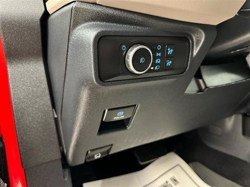 Used 2022 Ford Bronco Wildtrak AWD/4WD image 13