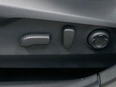 Used 2025 Subaru Outback Limited image 15