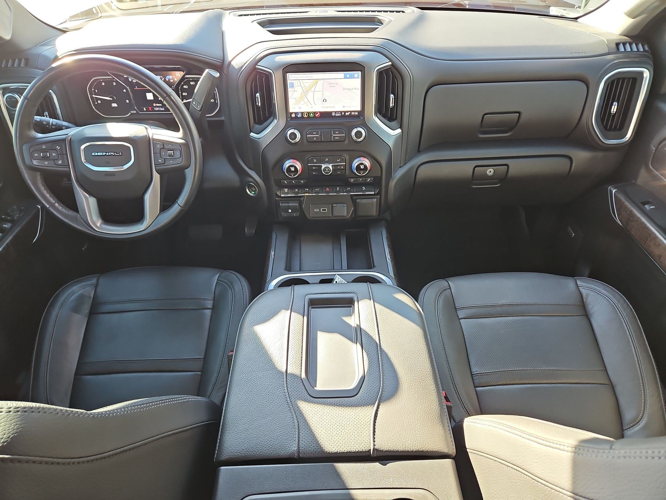 Used 2022 GMC Sierra 2500 Denali w/ Denali Ultimate Package AWD/4WD image 27