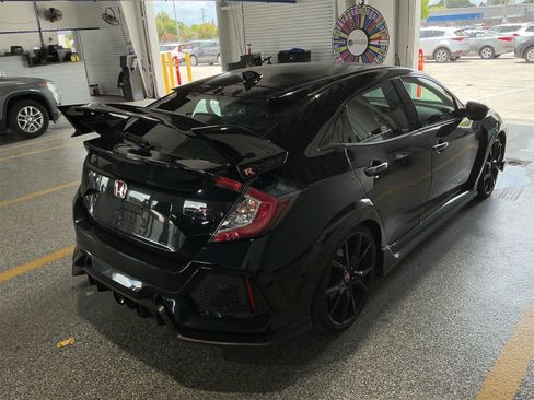 Used 2019 Honda Civic Type R image 4