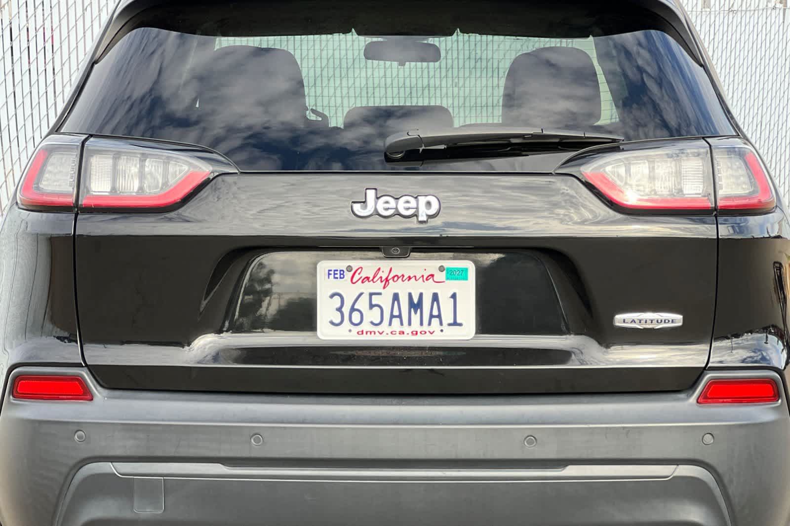Used 2019 Jeep Cherokee Latitude Plus FWD image 22