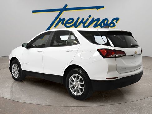Used 2022 Chevrolet Equinox LS AWD/4WD image 9