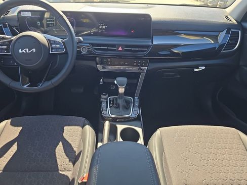 New 2026 Kia Seltos S image 14