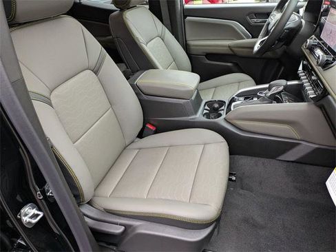 New 2026 Chevrolet Colorado ZR2 w/ Technology Package image 28