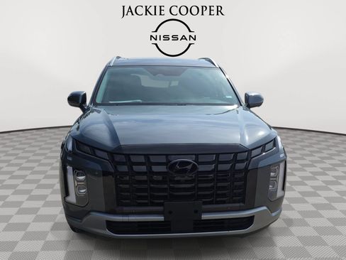 Used 2023 Hyundai Palisade SEL w/ Premium Package AWD/4WD image 2