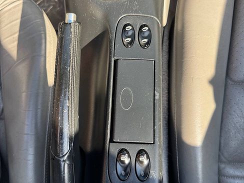 Used 2002 Porsche Boxster S RWD image 23